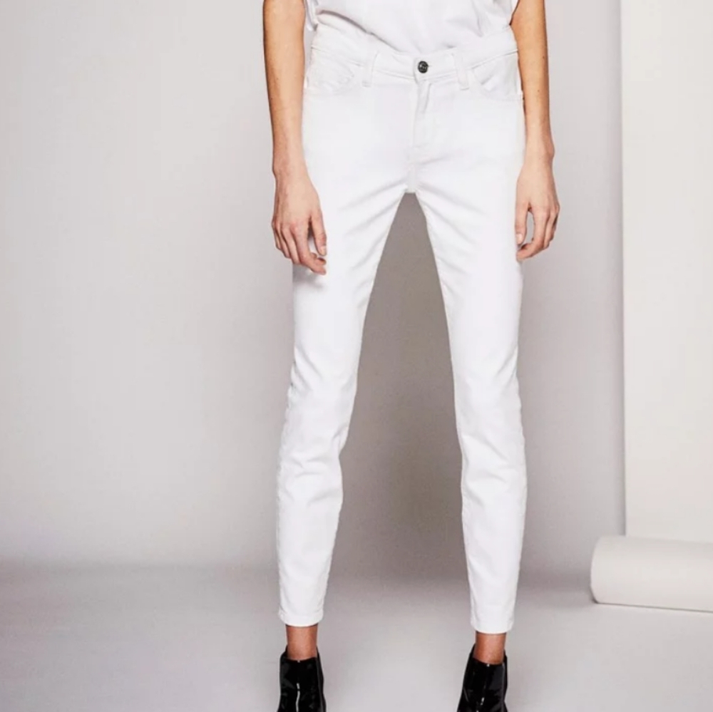 NWT Current Elliott THE STILETTO JEAN
size 33